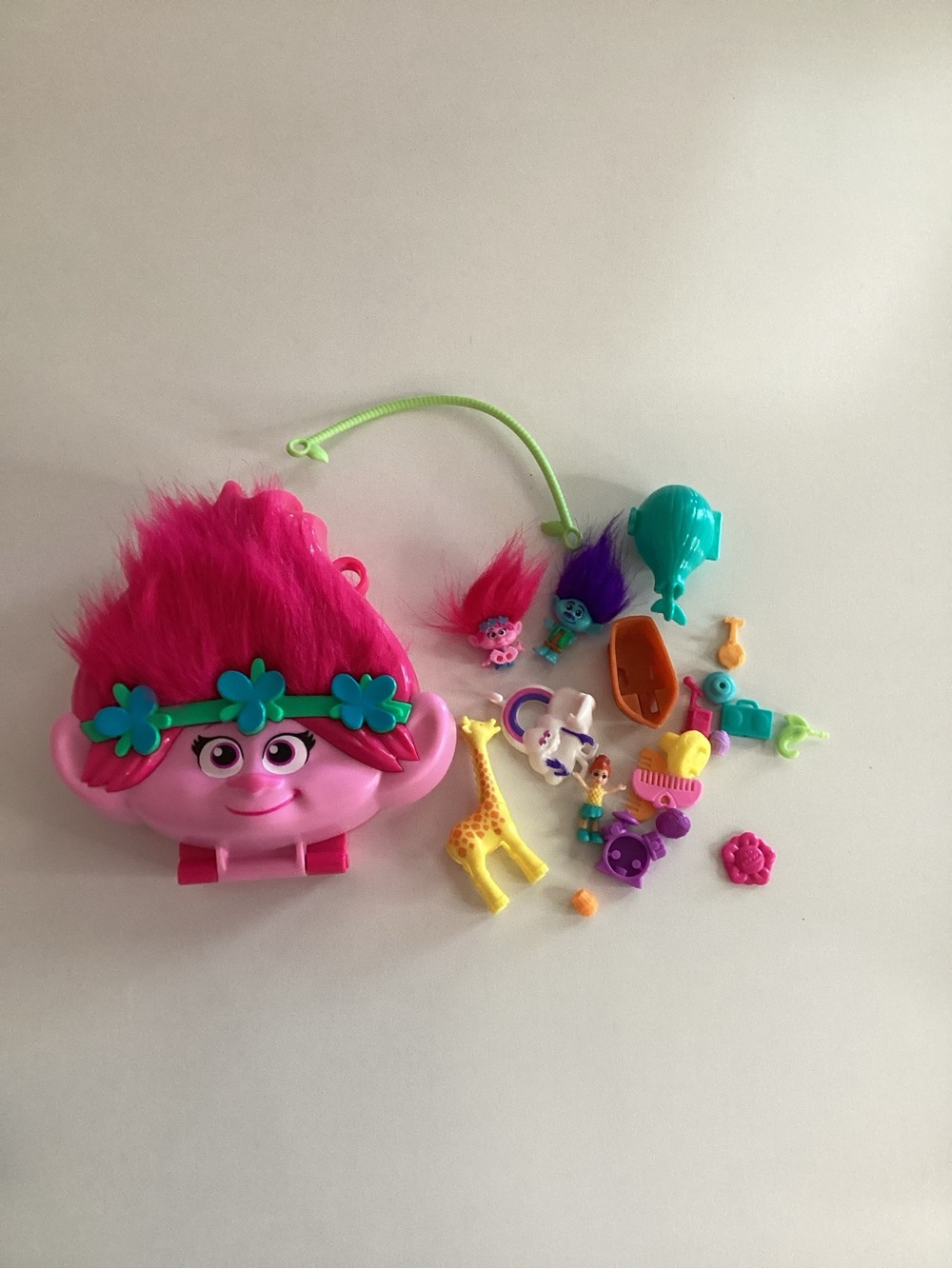 Polly Pocket Trolls Compact Tiny Polly Dolls Playset Princess Poppy Limited Ed